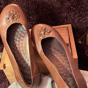 Elites by Walking Cradles